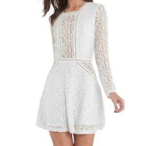 TOBI Ivory Floral Lace Open Back Long Sleeve Mini Dress Women’s Size Medium LWD